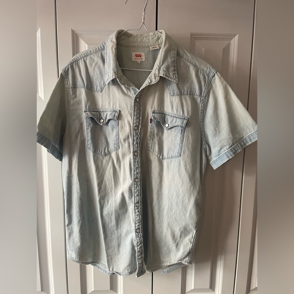 Levi’s Short Sleeve Denim Pearl Snap Button Down Shirt